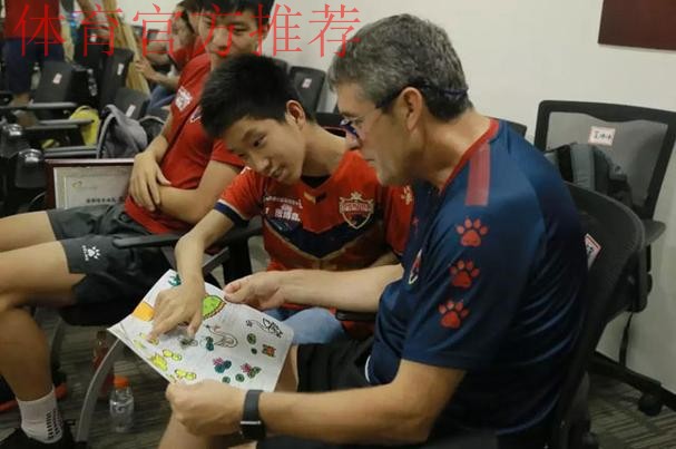 2018中甲故事 | 中甲不止座次，还有爱和分享